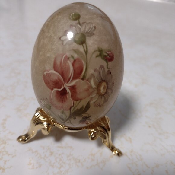 Genuine Italian Alabaster Flowered Egg - Picture 2 of 9